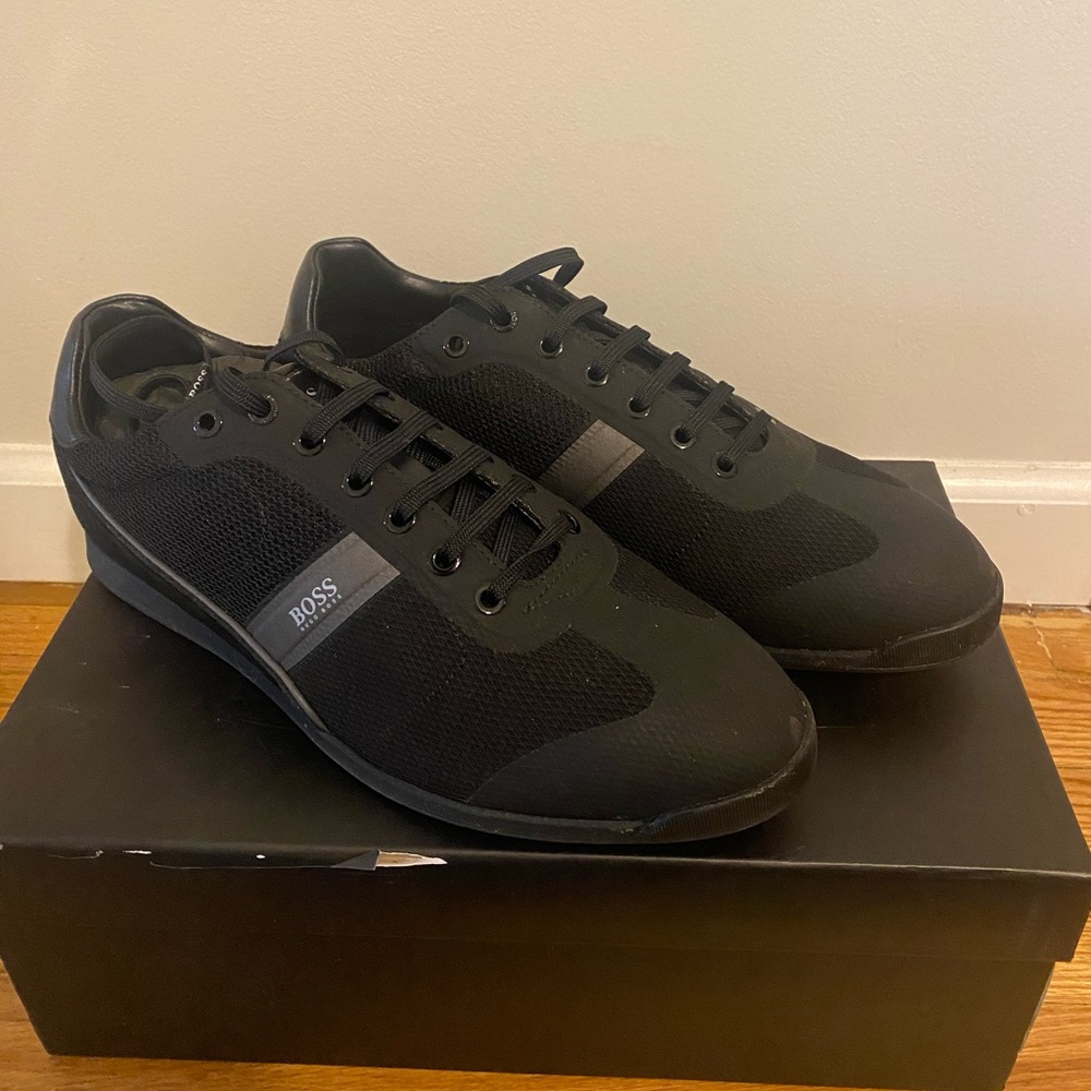 Men’s Hugo Boss Shoes size 11